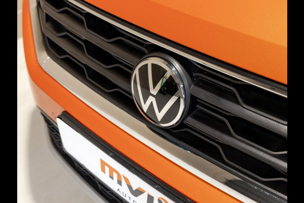 Volkswagen T-Roc 1.5 TSI Style Business / 150pk / Panorama dak / Leder / Stoelverwarming / Keyless / Dodehoek herkenning /