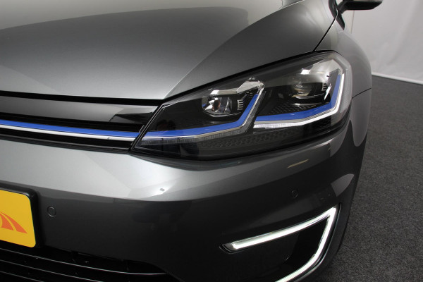 Volkswagen e-Golf Edition | Navigatie | Digitale cockpit | Led | Bluetooth | Cruise control adaptive | Lichtmetalen Velgen | Apple Carplay/ Android auto