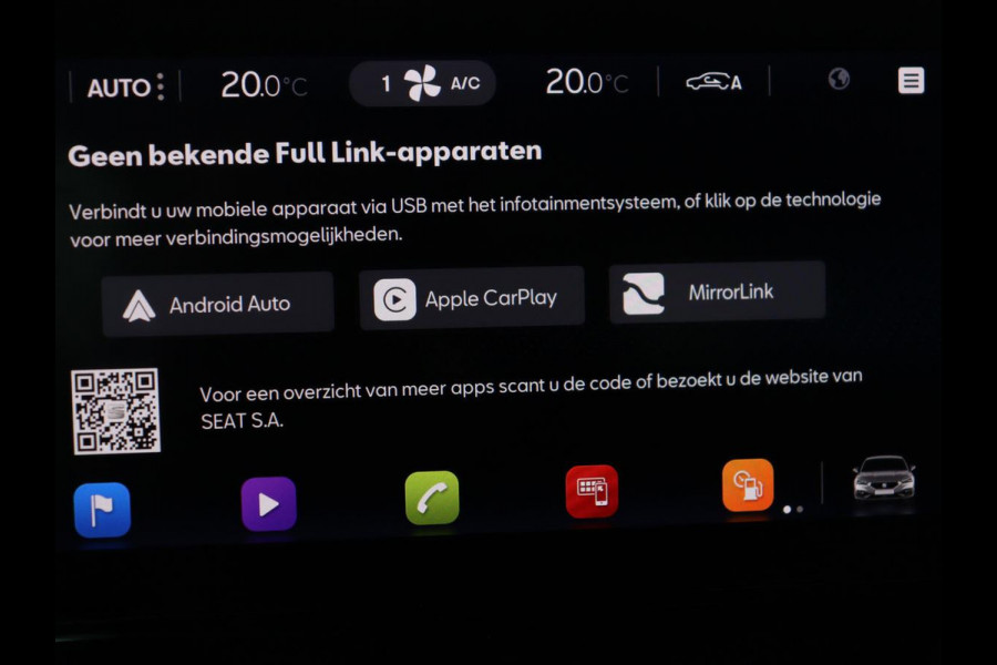 Seat Leon 1.5 eTSI FR Launch Edition | Stoelverwarming | Adaptive cruise | Carplay | Camera | Beats Pack | Sfeerverlichting | Navigatie | Keyless | Stuurverwarming | Navigatie