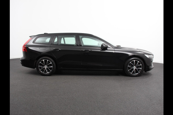 Volvo V60 2.0 B3 Automaat Momentum | Navigatie | Wegklapbare Trekhaak | Climate Control | Blis | Parkeer sensoren | Cruise Control | Lichtmetalen Velgen