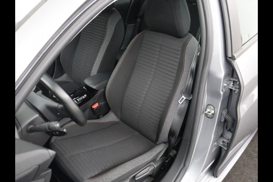 Peugeot e-208 EV Active 50 kWh | SOH 96% | 3 Fase | Navigatie | Climate control | Parkeerhulp | Cruise control | Bluetooth