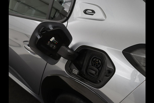 Peugeot e-208 EV Active 50 kWh | SOH 96% | 3 Fase | Navigatie | Climate control | Parkeerhulp | Cruise control | Bluetooth