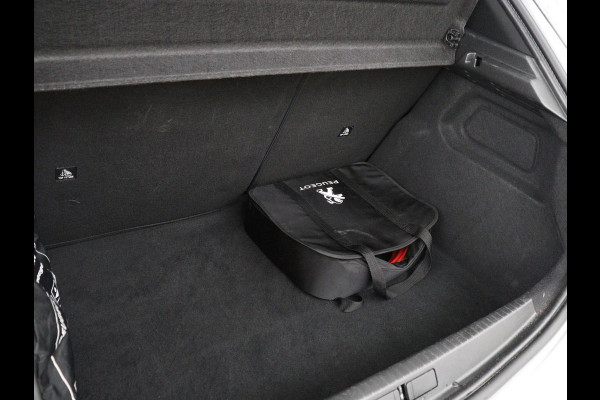 Peugeot e-208 EV Active 50 kWh | SOH 96% | 3 Fase | Navigatie | Climate control | Parkeerhulp | Cruise control | Bluetooth