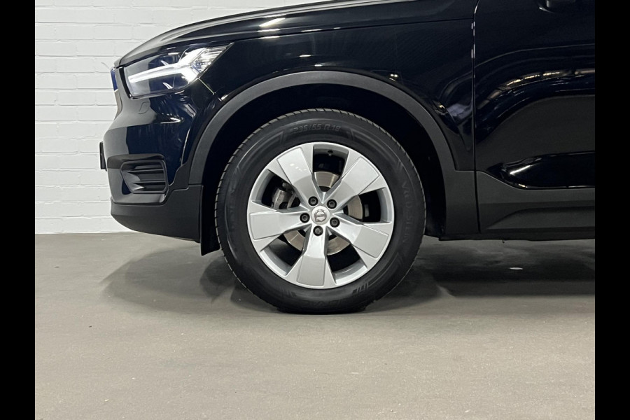 Volvo XC40 1.5 T3 Momentum Trekhaak | Cruise-/climate control | Achteruitrij camera | Carplay | Stoelverwarming