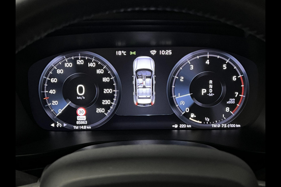 Volvo XC40 1.5 T3 Momentum Trekhaak | Cruise-/climate control | Achteruitrij camera | Carplay | Stoelverwarming