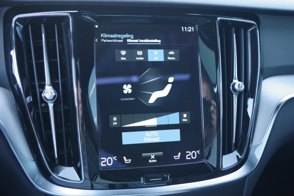 Volvo V60 2.0 B3 163 PK R-Design, Panoramadak, Harman/Kardon, Trekhaak, Leder, Sportstoelen