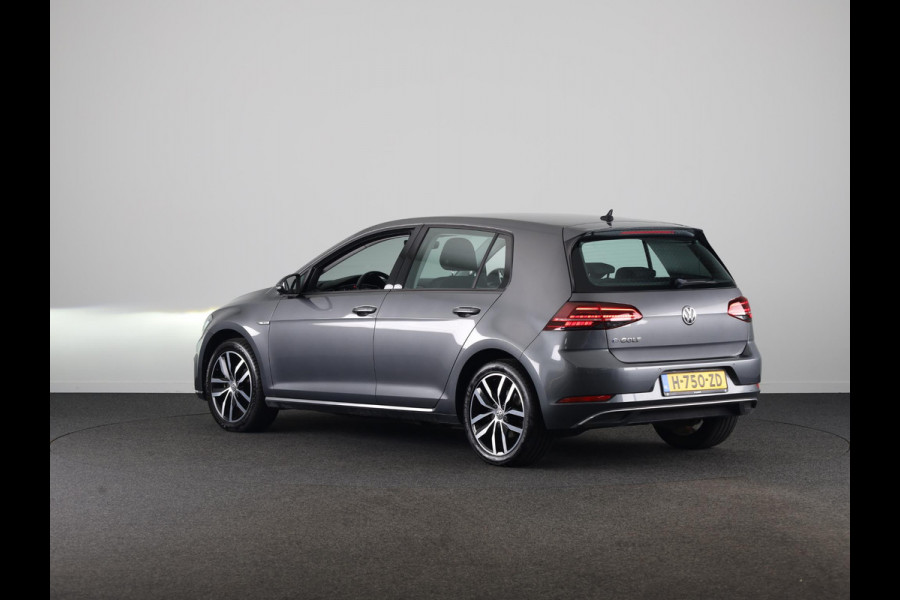 Volkswagen e-Golf E-DITION 136 pk | Navigatie | Warmtepomp | Parkeersensoren | Adaptieve cruise control | Keyless | Stoelverwarming |