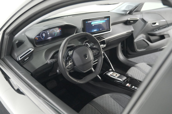 Peugeot 208 Hybrid 100 e-DCS6 Allure | Camera | Navigatie | Apple Carplay | Parkeersensoren
