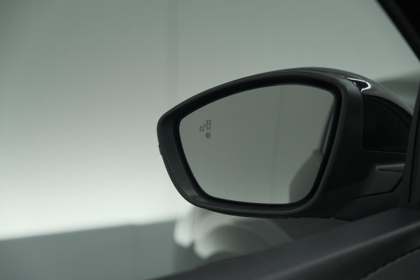 Peugeot 208 Hybrid 100 e-DCS6 Allure | Camera | Navigatie | Apple Carplay | Parkeersensoren