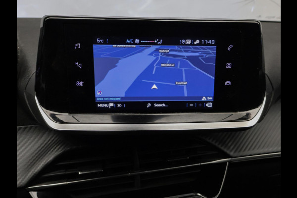 Peugeot 208 1.2 PureTech Allure Sport (APPLE CARPLAY,NAVI,PDC,CRUISE,LED,ELEKTRISCH PAKKET,SPORTSTOELEN,LM VELGEN)