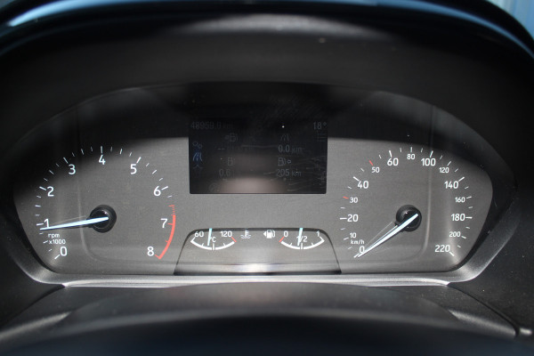 Ford Fiesta 1.0-125pk EcoBoost Mild-Hybrid ST-Line. Luxe, sportieve en goed onderhouden Fiesta ! Autm. airco, Cruise control, Lane assist, 17" Lmv, Parkeersensoren Achter, Metallic lak, Navigatie by Apple/Android, LED verlichting etc.