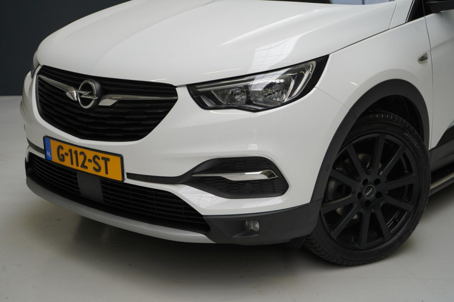 Opel Grandland X 1.2 130pk Turbo Innovation | Blind-spot | Sportstoelen | Cruise control | Climate control ECC | Lm velgen
