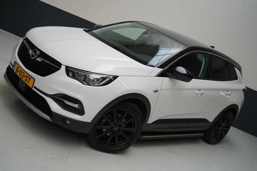 Opel Grandland X 1.2 130pk Turbo Innovation | Blind-spot | Sportstoelen | Cruise control | Climate control ECC | Lm velgen