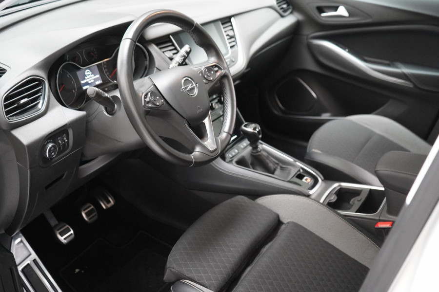 Opel Grandland X 1.2 130pk Turbo Innovation | Blind-spot | Sportstoelen | Cruise control | Climate control ECC | Lm velgen