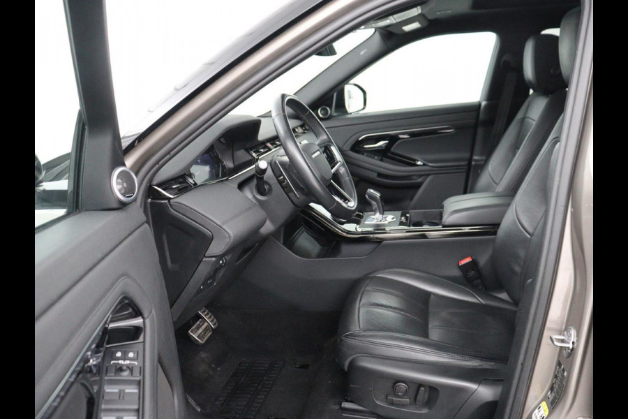 Land Rover Range Rover Evoque 1.5 P300e AWD R-Dynamic | Panoramadak | Leder | Stoelverwarming | Meridian Audio | Keyless | Trekhaak | Carplay | Navigatie | Camera | Stuurverwarming | PHEV | Plug In