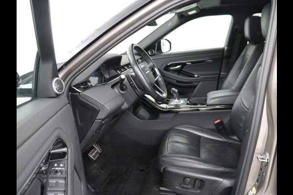 Land Rover Range Rover Evoque 1.5 P300e AWD R-Dynamic | Panoramadak | Leder | Stoelverwarming | Meridian Audio | Keyless | Trekhaak | Carplay | Navigatie | Camera | Stuurverwarming | PHEV | Plug In
