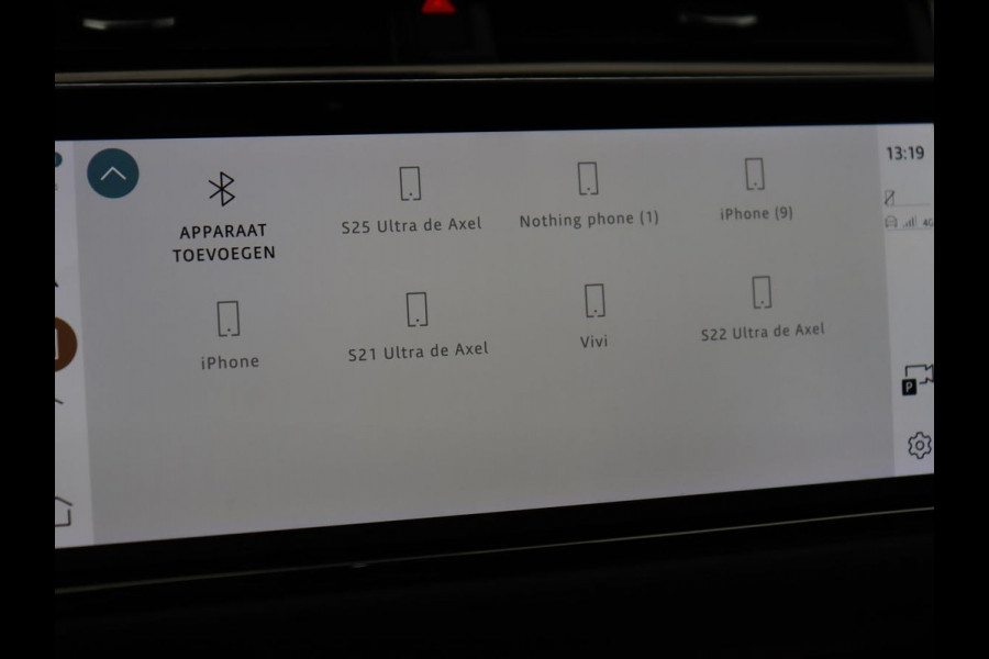 Land Rover Range Rover Evoque 1.5 P300e AWD R-Dynamic | Panoramadak | Leder | Stoelverwarming | Meridian Audio | Keyless | Trekhaak | Carplay | Navigatie | Camera | Stuurverwarming | PHEV | Plug In
