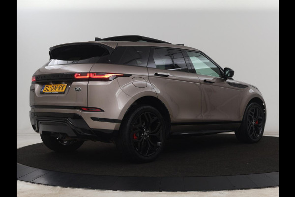 Land Rover Range Rover Evoque 1.5 P300e AWD R-Dynamic | Panoramadak | Leder | Stoelverwarming | Meridian Audio | Keyless | Trekhaak | Carplay | Navigatie | Camera | Stuurverwarming | PHEV | Plug In