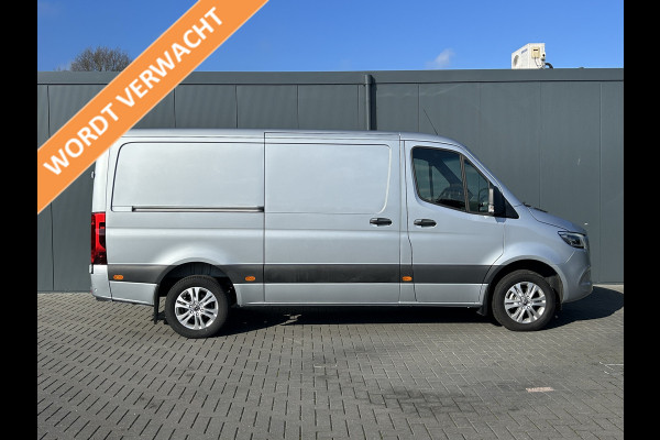 Mercedes-Benz Sprinter 317 CDI AUTOMAAT FACELIFT SELECT / L2H1 / BPM VRIJ! / 3.5T TREKHAAK / LED / BLINDSPOT / CAMERA / 10"MBUX / STOELVERW