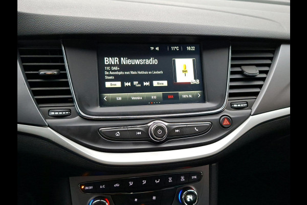 Opel Astra 1.4 Turbo 120 Jaar Edition Navigatie | lederen stuurwiel | parking assistent |