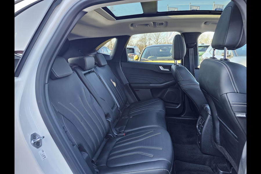 Ford Kuga Vignale Panoramadak | Lederen bekleding | Stoelgeheugen | Elektrische Achterklep | Winterpack | Zéér compleet!