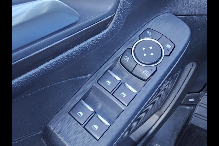 Ford Kuga Vignale Panoramadak | Lederen bekleding | Stoelgeheugen | Elektrische Achterklep | Winterpack | Zéér compleet!