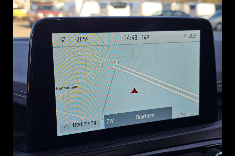 Ford Kuga Vignale Panoramadak | Lederen bekleding | Stoelgeheugen | Elektrische Achterklep | Winterpack | Zéér compleet!