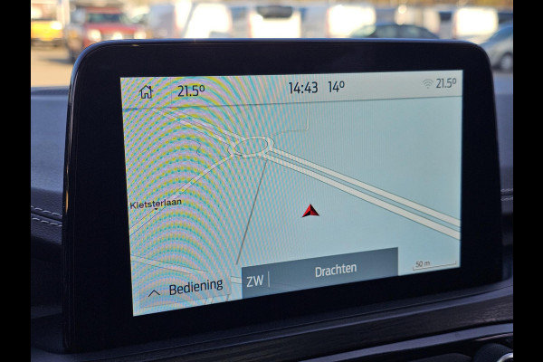 Ford Kuga Vignale Panoramadak | Lederen bekleding | Stoelgeheugen | Elektrische Achterklep | Winterpack | Zéér compleet!