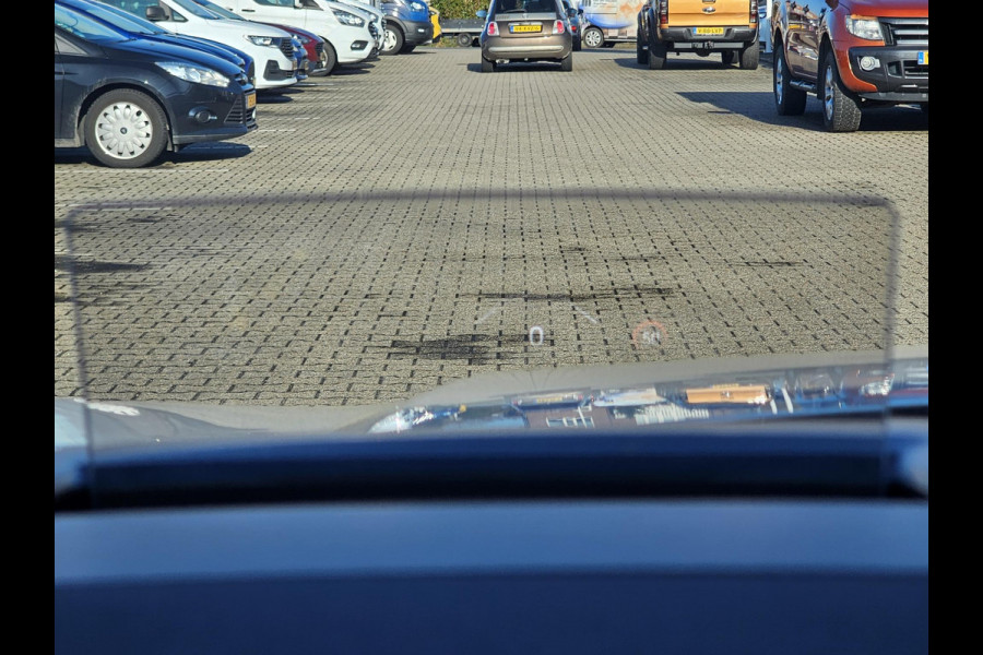 Ford Kuga Vignale Panoramadak | Lederen bekleding | Stoelgeheugen | Elektrische Achterklep | Winterpack | Zéér compleet!