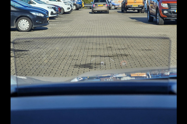 Ford Kuga Vignale Panoramadak | Lederen bekleding | Stoelgeheugen | Elektrische Achterklep | Winterpack | Zéér compleet!