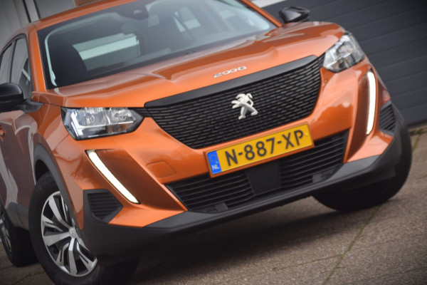 Peugeot 2008 1.2 PureTech Active AFNEEMBARE TREKHAAK/APPLE CARPLAY/CRUISE CONTROL