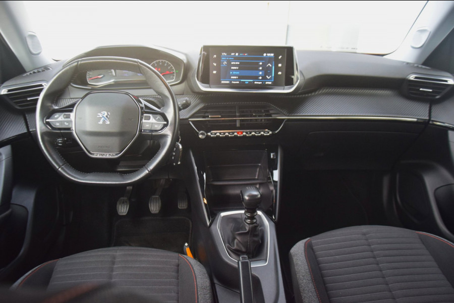 Peugeot 2008 1.2 PureTech Active AFNEEMBARE TREKHAAK/APPLE CARPLAY/CRUISE CONTROL