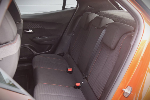 Peugeot 2008 1.2 PureTech Active AFNEEMBARE TREKHAAK/APPLE CARPLAY/CRUISE CONTROL