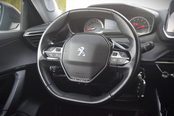 Peugeot 2008 1.2 PureTech Active AFNEEMBARE TREKHAAK/APPLE CARPLAY/CRUISE CONTROL