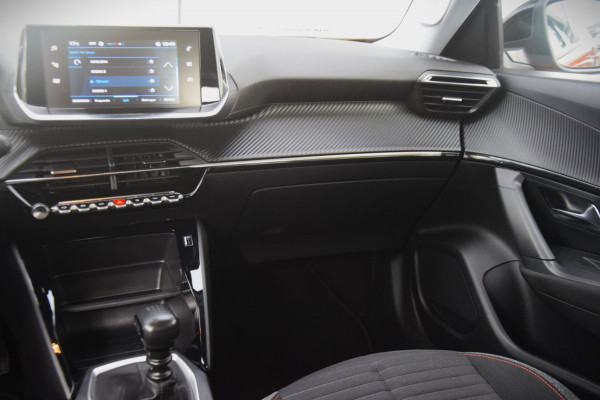 Peugeot 2008 1.2 PureTech Active AFNEEMBARE TREKHAAK/APPLE CARPLAY/CRUISE CONTROL