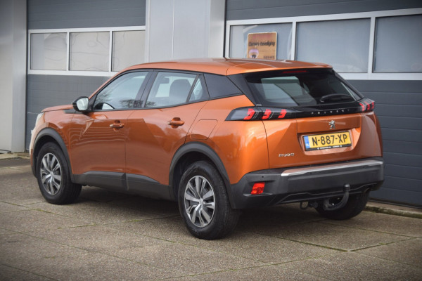 Peugeot 2008 1.2 PureTech Active AFNEEMBARE TREKHAAK/APPLE CARPLAY/CRUISE CONTROL