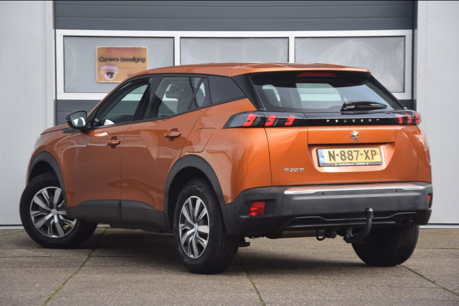 Peugeot 2008 1.2 PureTech Active AFNEEMBARE TREKHAAK/APPLE CARPLAY/CRUISE CONTROL