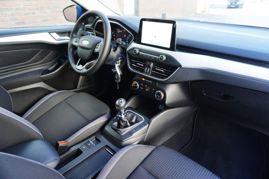 Ford FOCUS Wagon 1.0 EcoB.125PK Hybrid Business/Dealeronderhouden/ December 2021!