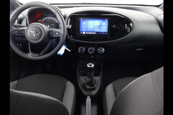 Toyota Aygo X VVT-i MT PLAY BLACK & WHITE 1e EIG GARANTIE 6-2034 CARPLAY NAVI.ADAPTIVE CRUISE.CAMERA