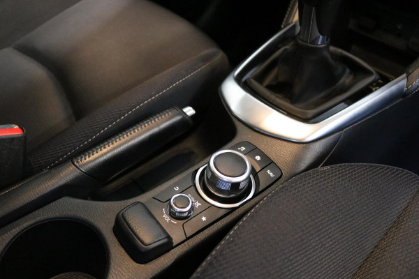 Mazda 2 1.5 Skyactiv-G Luxury | Camera | LED | NAP | Dealer onderhouden | Nwe APK |