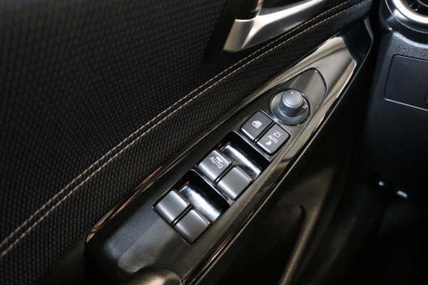 Mazda 2 1.5 Skyactiv-G Luxury | Camera | LED | NAP | Dealer onderhouden | Nwe APK |