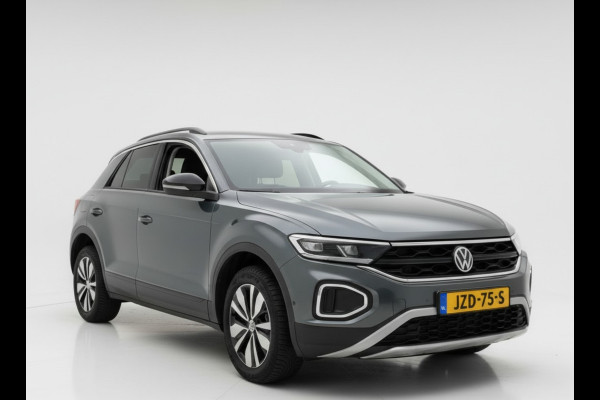 Volkswagen T-Roc TSI 115PK LIFE GOAL EDITION NAVI/CARPLAY/STOELVERWARMING/ FABRIEKSGARANTIE