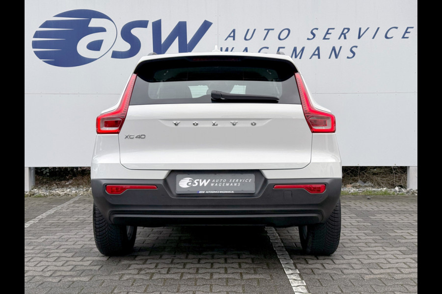 Volvo XC40 1.5 T3 Momentum | Navi | CarPlay | Cruise | Camera | LED