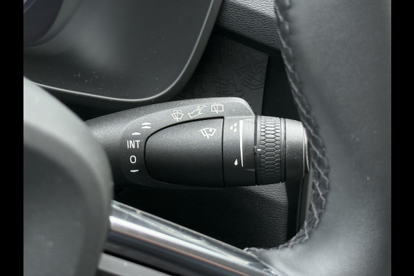 Volvo XC40 1.5 T3 Momentum | Navi | CarPlay | Cruise | Camera | LED