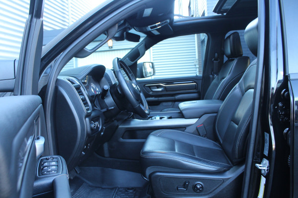 Dodge Ram 1500 5.7 V8 402pk 4x4 Crew Cab Laramie LPG Panoramadak Luchtvering NL-Auto NAP Clima Cruise Navi Camera LMV Leder Keyless