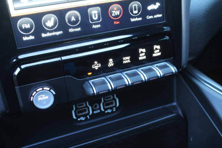 Dodge Ram 1500 5.7 V8 402pk 4x4 Crew Cab Laramie LPG Panoramadak Luchtvering NL-Auto NAP Clima Cruise Navi Camera LMV Leder Keyless