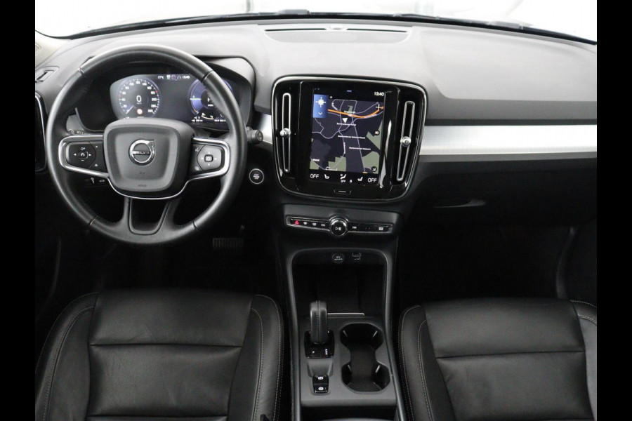Volvo XC40 1.5 T4 Recharge R Design Expression | Leder | Trekhaak | Stoel & Stuurverwarming | Adaptive cruise | Carplay | Camera | Navigatie | Keyless | PHEV | Plug In