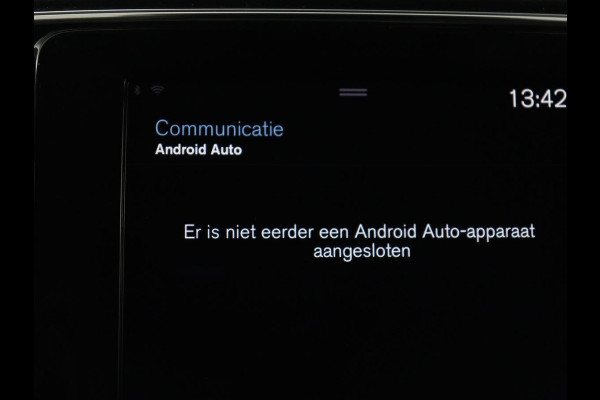 Volvo XC40 1.5 T4 Recharge R Design Expression | Leder | Trekhaak | Stoel & Stuurverwarming | Adaptive cruise | Carplay | Camera | Navigatie | Keyless | PHEV | Plug In