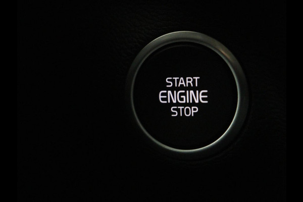 Volvo XC40 1.5 T4 Recharge R Design Expression | Leder | Trekhaak | Stoel & Stuurverwarming | Adaptive cruise | Carplay | Camera | Navigatie | Keyless | PHEV | Plug In