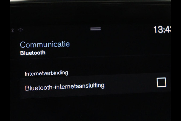 Volvo XC40 1.5 T4 Recharge R Design Expression | Leder | Trekhaak | Stoel & Stuurverwarming | Adaptive cruise | Carplay | Camera | Navigatie | Keyless | PHEV | Plug In